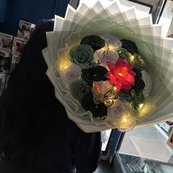 Custom Ribbon Flowers And Crochet Flowers 