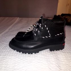 Lot of Sperry Top-Sider men chukka boots & Sorel unisex winter boots