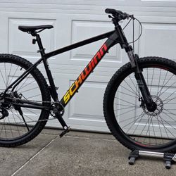  29er Schwinn Mountain Bike 
