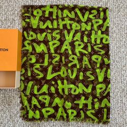 Louis Vuitton, Stephanie Sprouse scarf