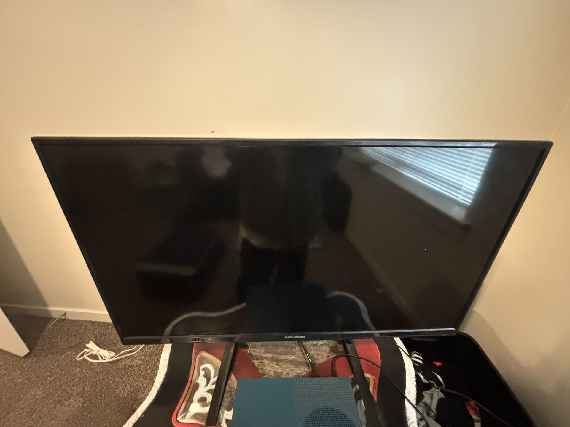 43” Polaroid