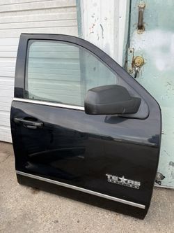 2014-2018 Chevy Silverado 1500 Right Passenger Door 
