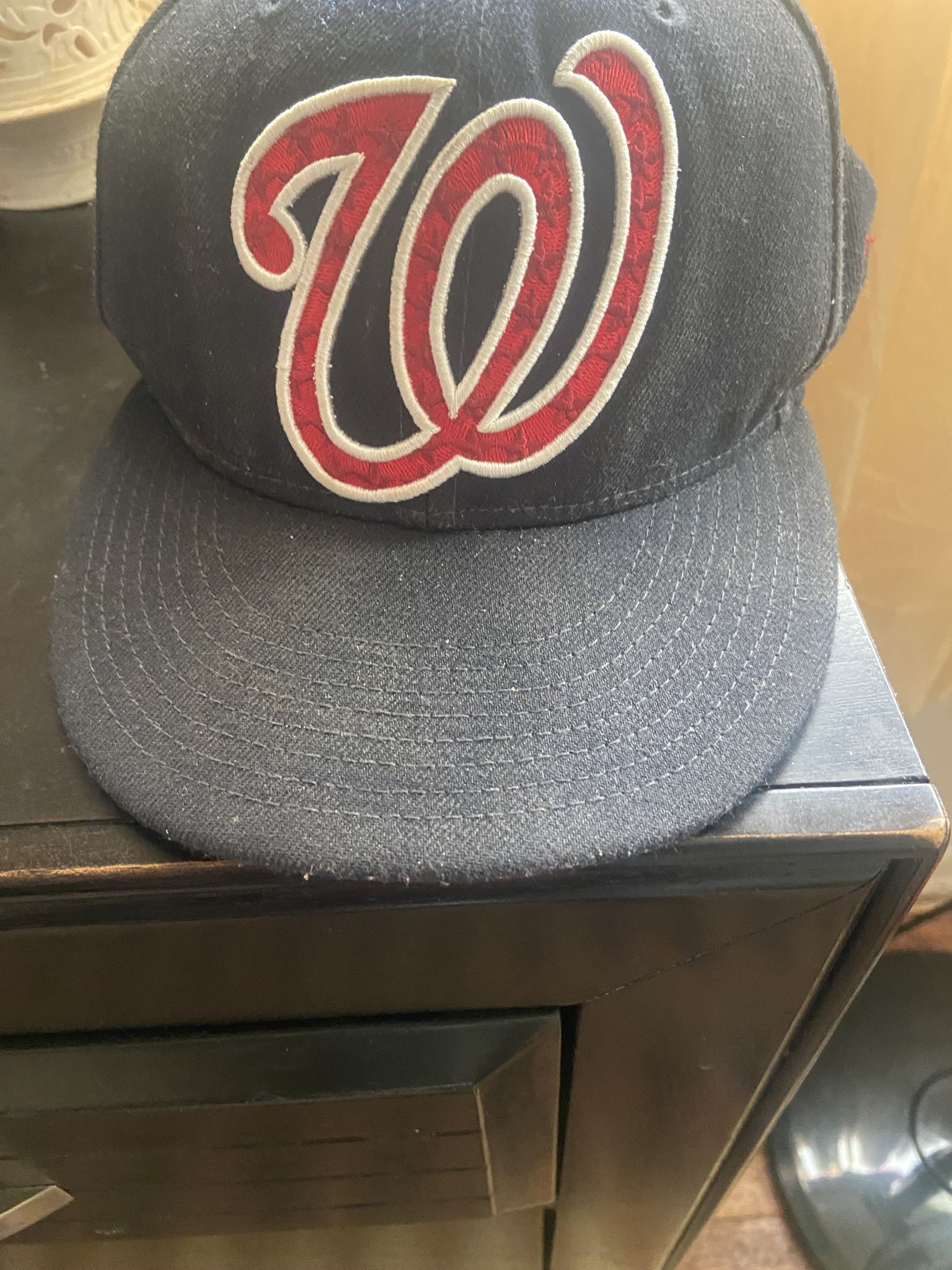Here Is A New Spring Up Lamp Baseball Cap