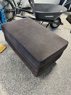 Big storage ottoman