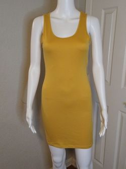 WOMEN'S SMALL DRESS!
