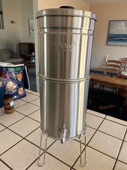 ProOne Used, like new Traveler+ Gravity Water Filter