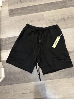 Blackout essential shorts