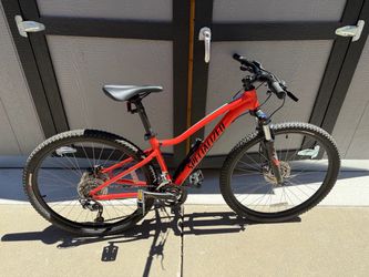 Specialized Rockhopper 27.5” Hardtail Mountain Bike