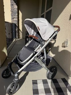 UPPABABY VISTA STROLLER