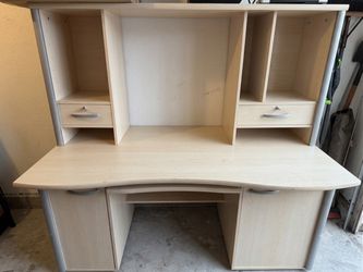 DESK