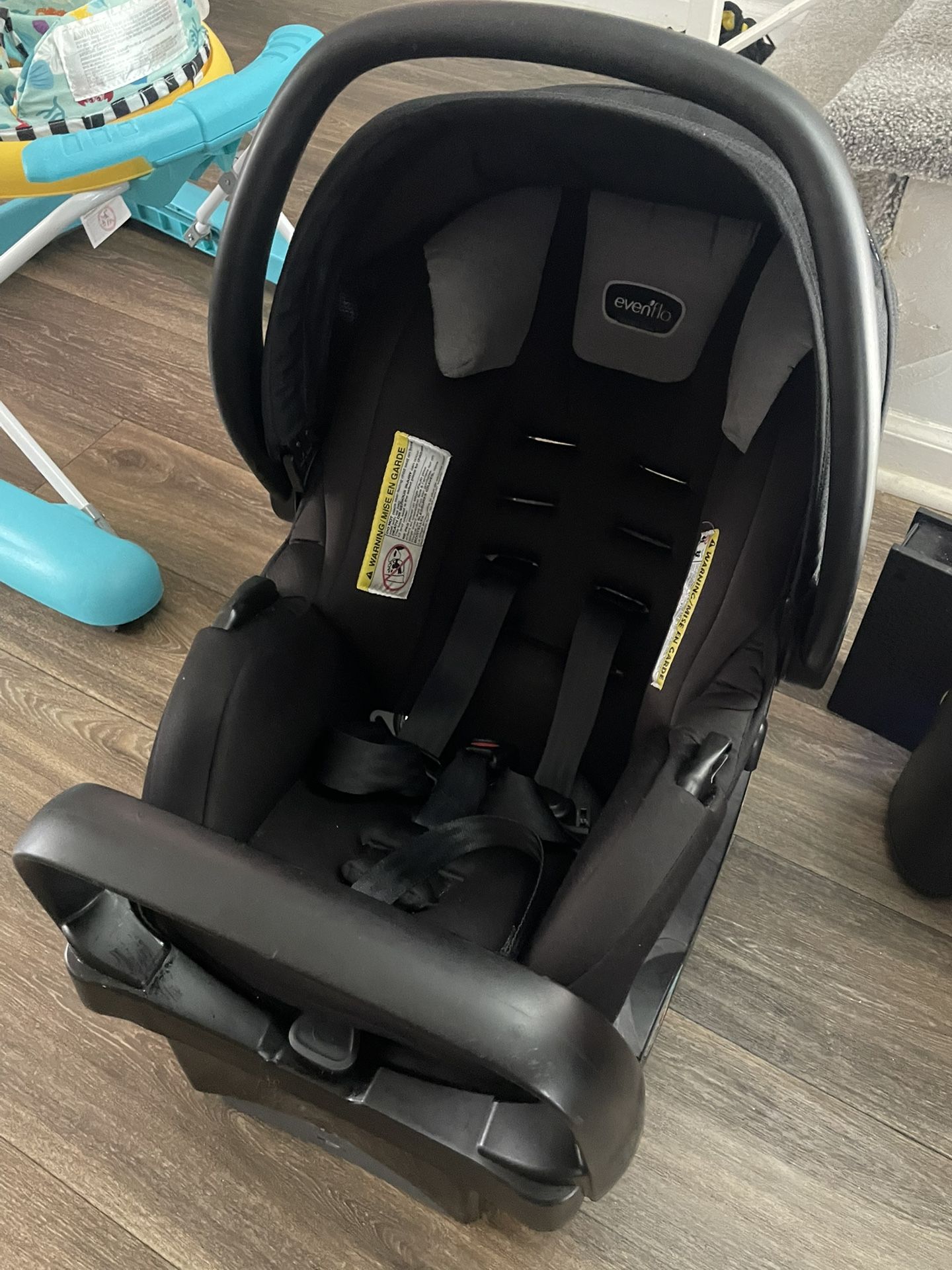 Even Flo LiteMax Infant Car seat with Anti- Rebound Bar and Base