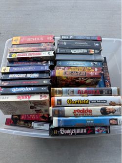 Lot of vhs tapes movies