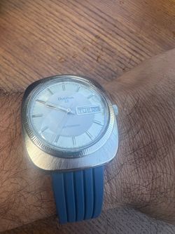 Vintage Bulova 23 Automatic watch