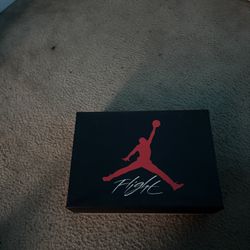 Jordan 4 Red Thunder