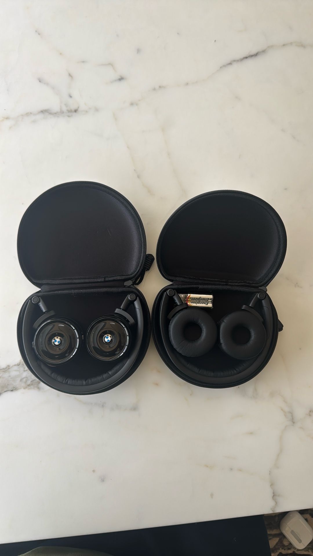 BMW Entertainment Wireless Headphones P107