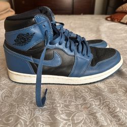 Jordan 1 Retro High OG Dark Marina Blue