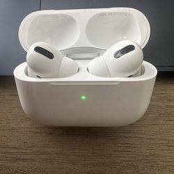 FOR SALE: Apple AirPods Pro (Model A2190) – Great Condition