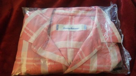 New! Tommy Bahama M Shirt