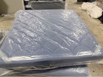 💥King mattress dreamcloud luxe hybrid firm 💥