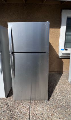 Whirlpool stainless steel refrigerator
