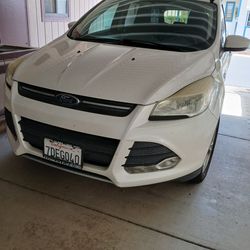 2014 Ford ESCAPE SE ecoboost