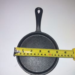 Cast Iron Pans 