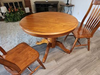 Table For Sale 4 Chairs  $175