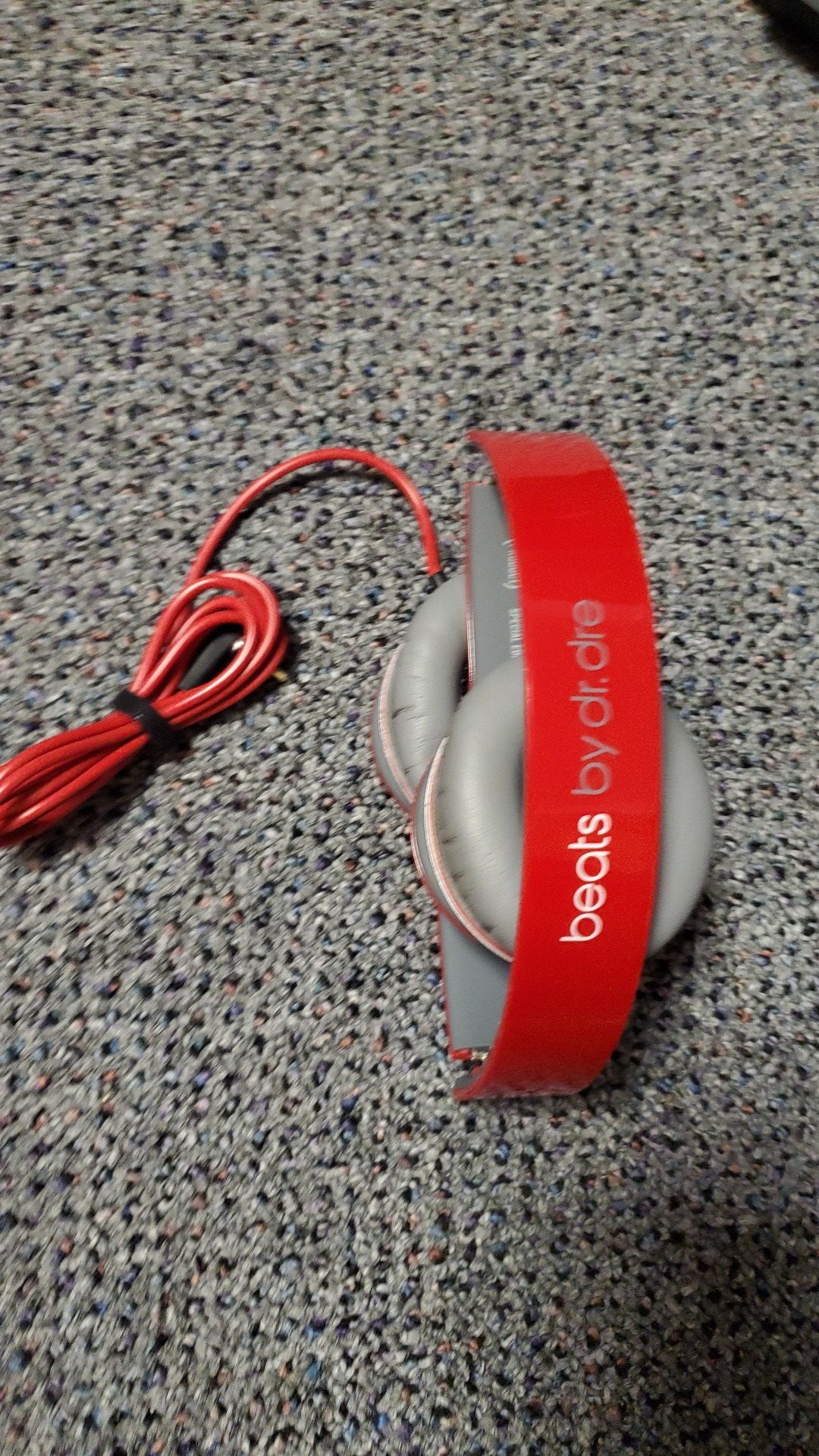 Beats Solo HD Red Edition Brand new