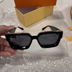 Louis Vuitton Sunglasses 