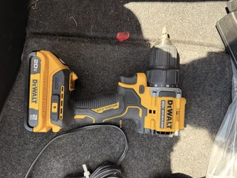 Dewalt drill with battery