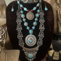 Luna Life Jewelry Necklaces