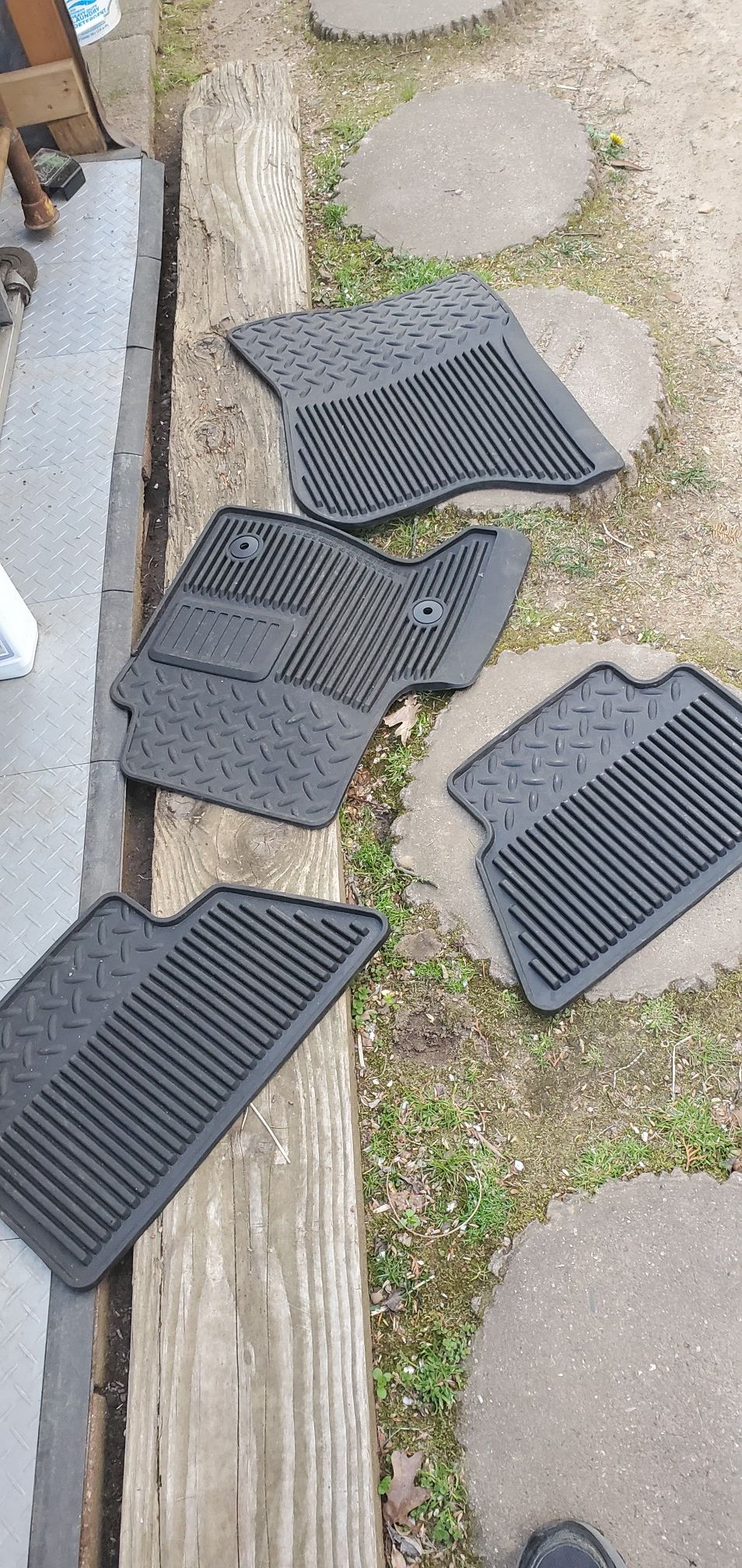 Floor mats for chevy truck