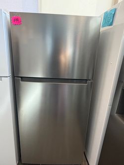 Seasons apartment size fridge