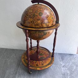 Antique Globe Bar 