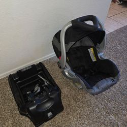 Baby Trend Infant Car Seat + Base - Black/Gray
