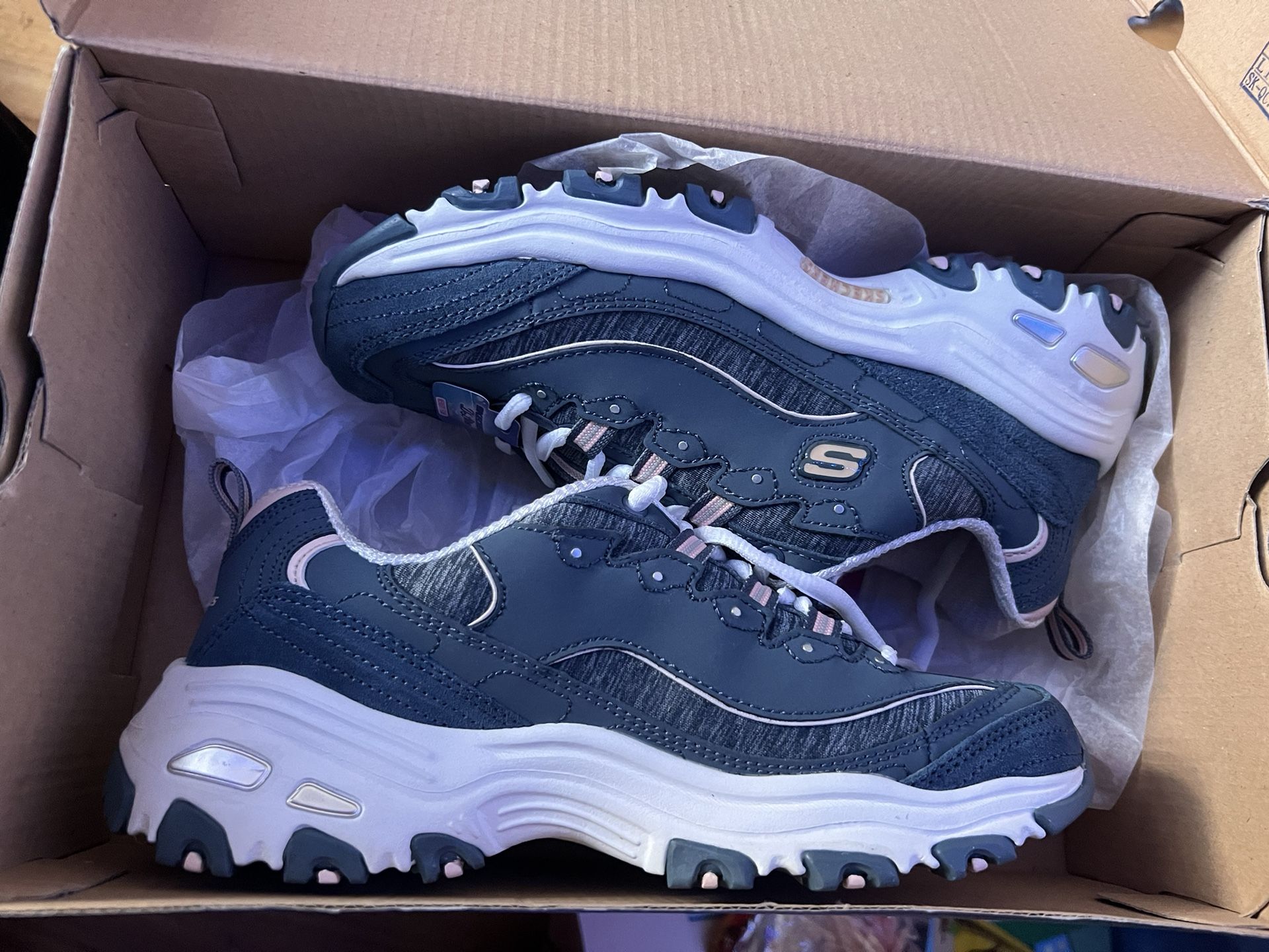 Sketchers D’lite Slate Women’s 7.5