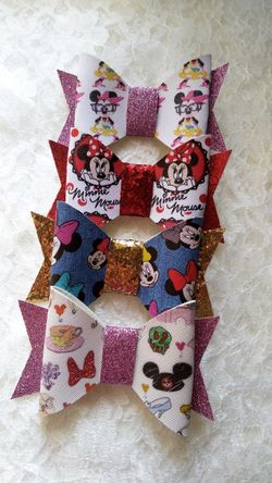 Disney hair bows🎀