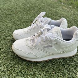 Women Reebok Size 6.5 