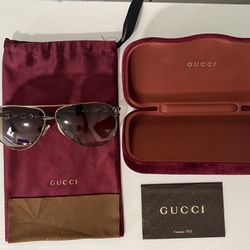 Women’s Gucci Glasses 
