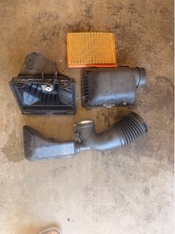 2010 dodge challenger air box