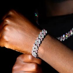 Anklet/bracelet 