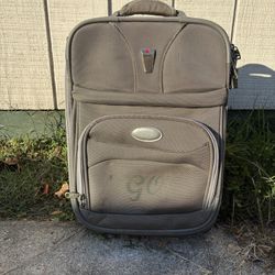 Delsey Softside Rolling Luggage 20”x13”x8”