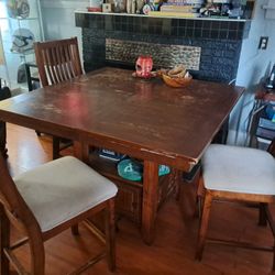 Dinning Room Table