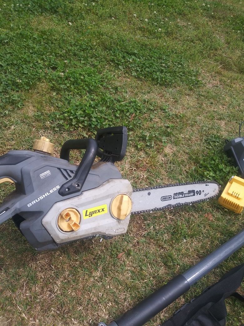 Lynxx 40V Chainsaw and Pole Saw for Sale in Rutherfordton, NC OfferUp
