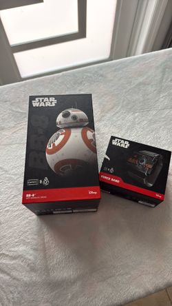 BB 8 droid with force band