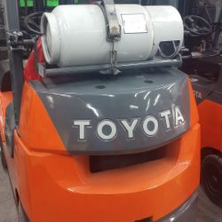 FORKLIFT TOYOTA KOMATSU NISSAN 