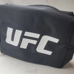 UFC Venum Toiletry Bag Black outside Neon Green Inside New