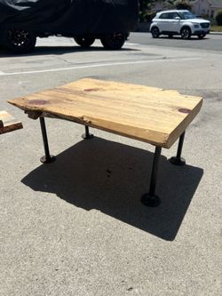 Live Edge Wood Slab Coffee /SideTable with Industrial Pipe Legs