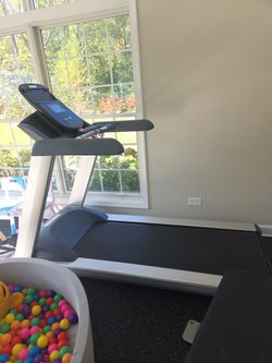 Precor Commercial Threadmill