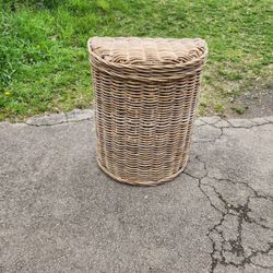 Huge Basket/Hamper